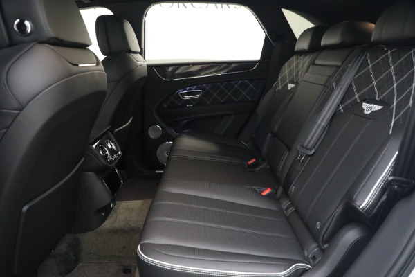 Used 2022 Bentley Bentayga V8 First Edition for sale $249,900 at Rolls-Royce Motor Cars Greenwich in Greenwich CT 06830 20