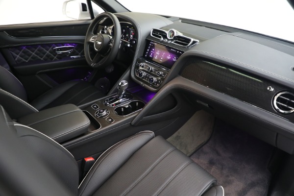 Used 2022 Bentley Bentayga V8 First Edition for sale $249,900 at Rolls-Royce Motor Cars Greenwich in Greenwich CT 06830 22