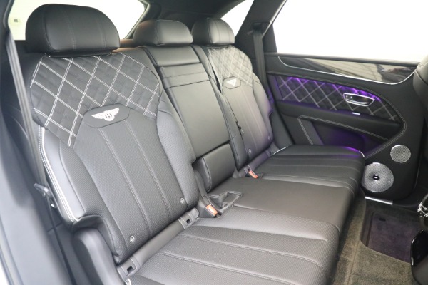 Used 2022 Bentley Bentayga V8 First Edition for sale $249,900 at Rolls-Royce Motor Cars Greenwich in Greenwich CT 06830 28