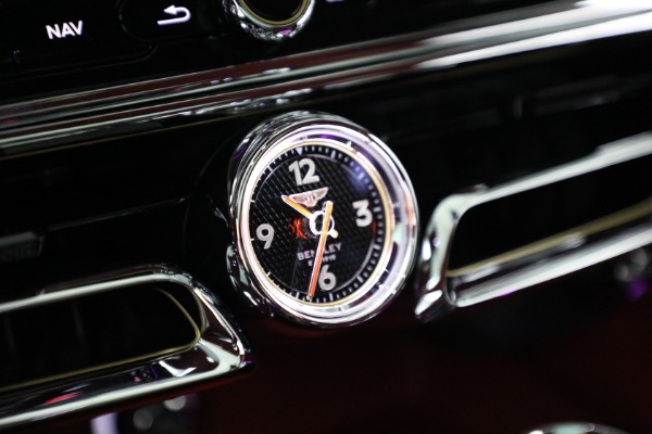 New 2022 Bentley Flying Spur V8 for sale $241,740 at Rolls-Royce Motor Cars Greenwich in Greenwich CT 06830 21