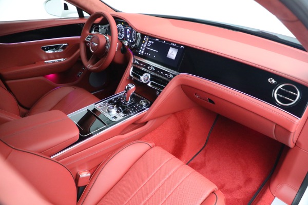 New 2022 Bentley Flying Spur V8 for sale $241,740 at Rolls-Royce Motor Cars Greenwich in Greenwich CT 06830 22