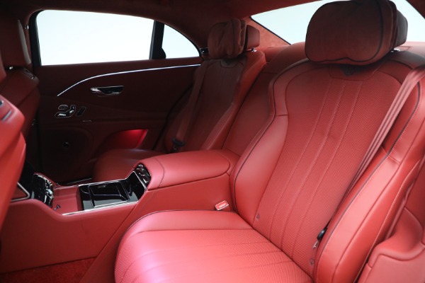 New 2022 Bentley Flying Spur V8 for sale $241,740 at Rolls-Royce Motor Cars Greenwich in Greenwich CT 06830 26