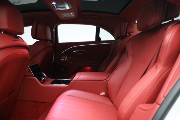 New 2022 Bentley Flying Spur V8 for sale $241,740 at Rolls-Royce Motor Cars Greenwich in Greenwich CT 06830 27