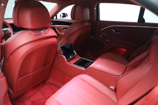 New 2022 Bentley Flying Spur V8 for sale $241,740 at Rolls-Royce Motor Cars Greenwich in Greenwich CT 06830 28