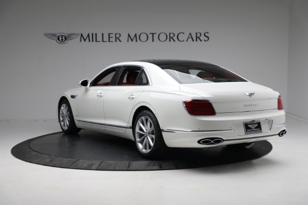 New 2022 Bentley Flying Spur V8 for sale $241,740 at Rolls-Royce Motor Cars Greenwich in Greenwich CT 06830 6