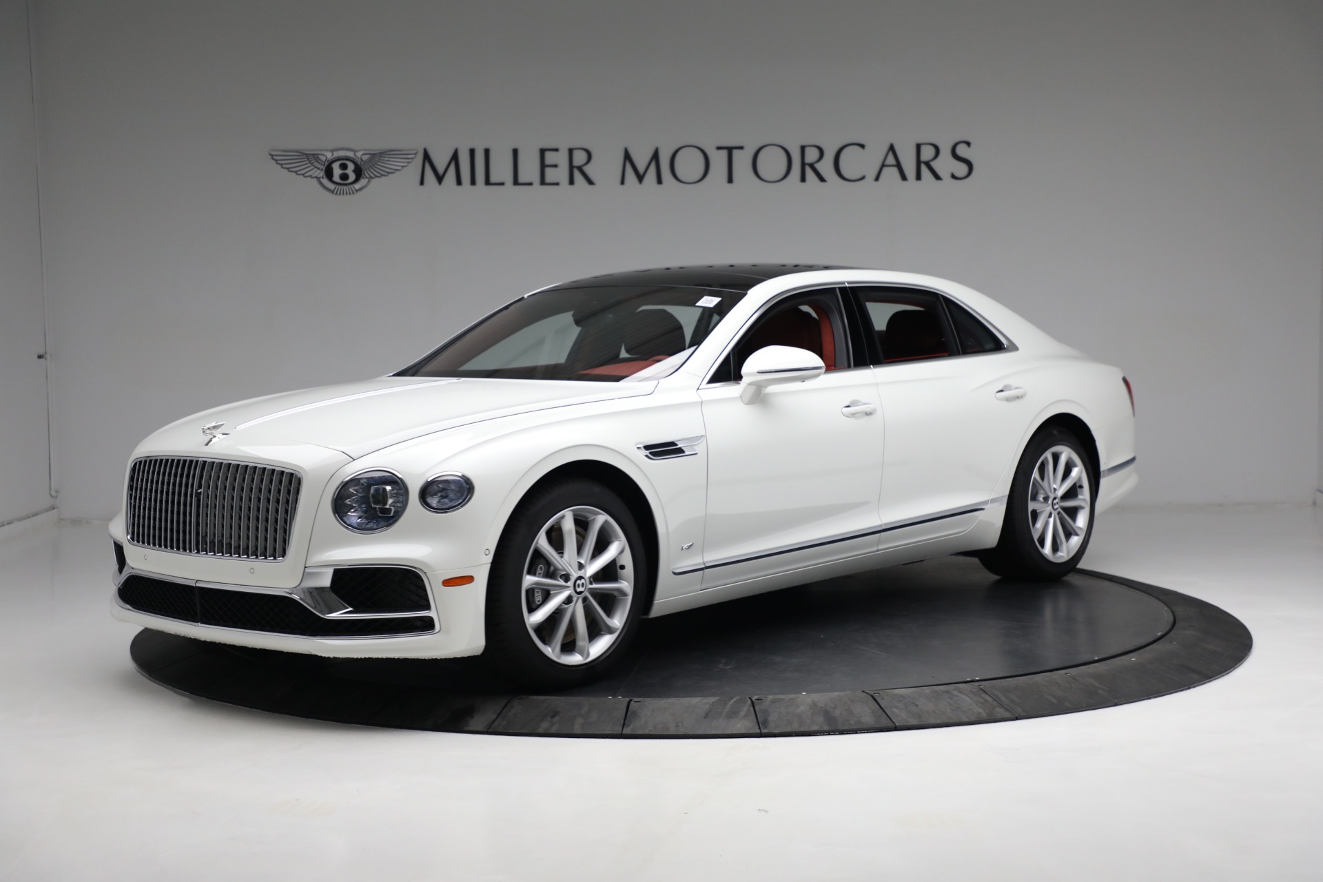 New 2022 Bentley Flying Spur V8 for sale $241,740 at Rolls-Royce Motor Cars Greenwich in Greenwich CT 06830 1