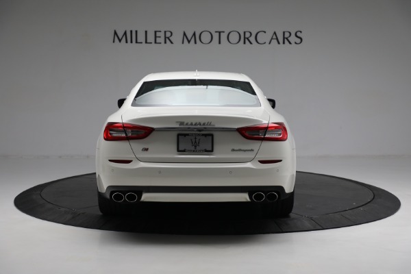 Used 2014 Maserati Quattroporte S Q4 for sale Sold at Rolls-Royce Motor Cars Greenwich in Greenwich CT 06830 7