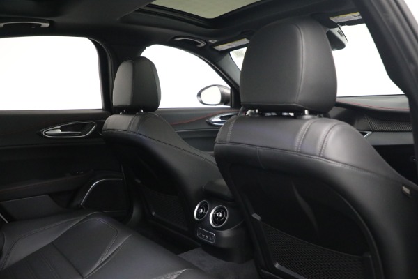 New 2023 Alfa Romeo Giulia Estrema for sale $55,610 at Rolls-Royce Motor Cars Greenwich in Greenwich CT 06830 17
