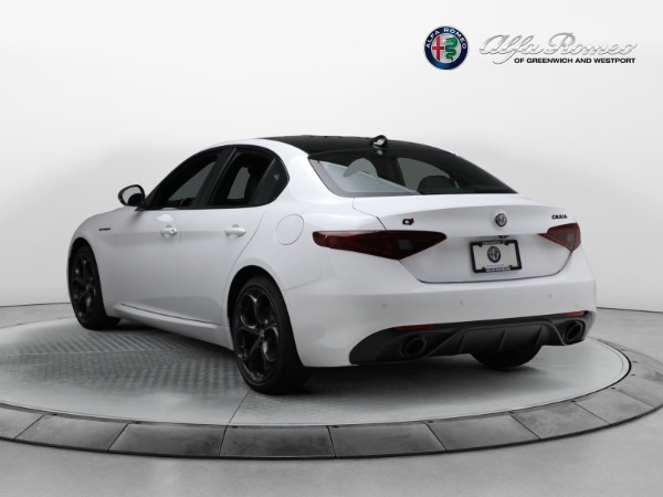 New 2023 Alfa Romeo Giulia Estrema for sale $55,610 at Rolls-Royce Motor Cars Greenwich in Greenwich CT 06830 5