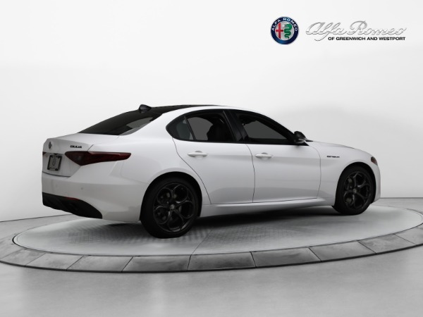 New 2023 Alfa Romeo Giulia Estrema for sale $55,610 at Rolls-Royce Motor Cars Greenwich in Greenwich CT 06830 8