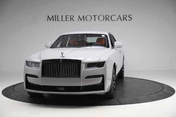 New 2023 Rolls-Royce Black Badge Ghost for sale $437,625 at Rolls-Royce Motor Cars Greenwich in Greenwich CT 06830 2