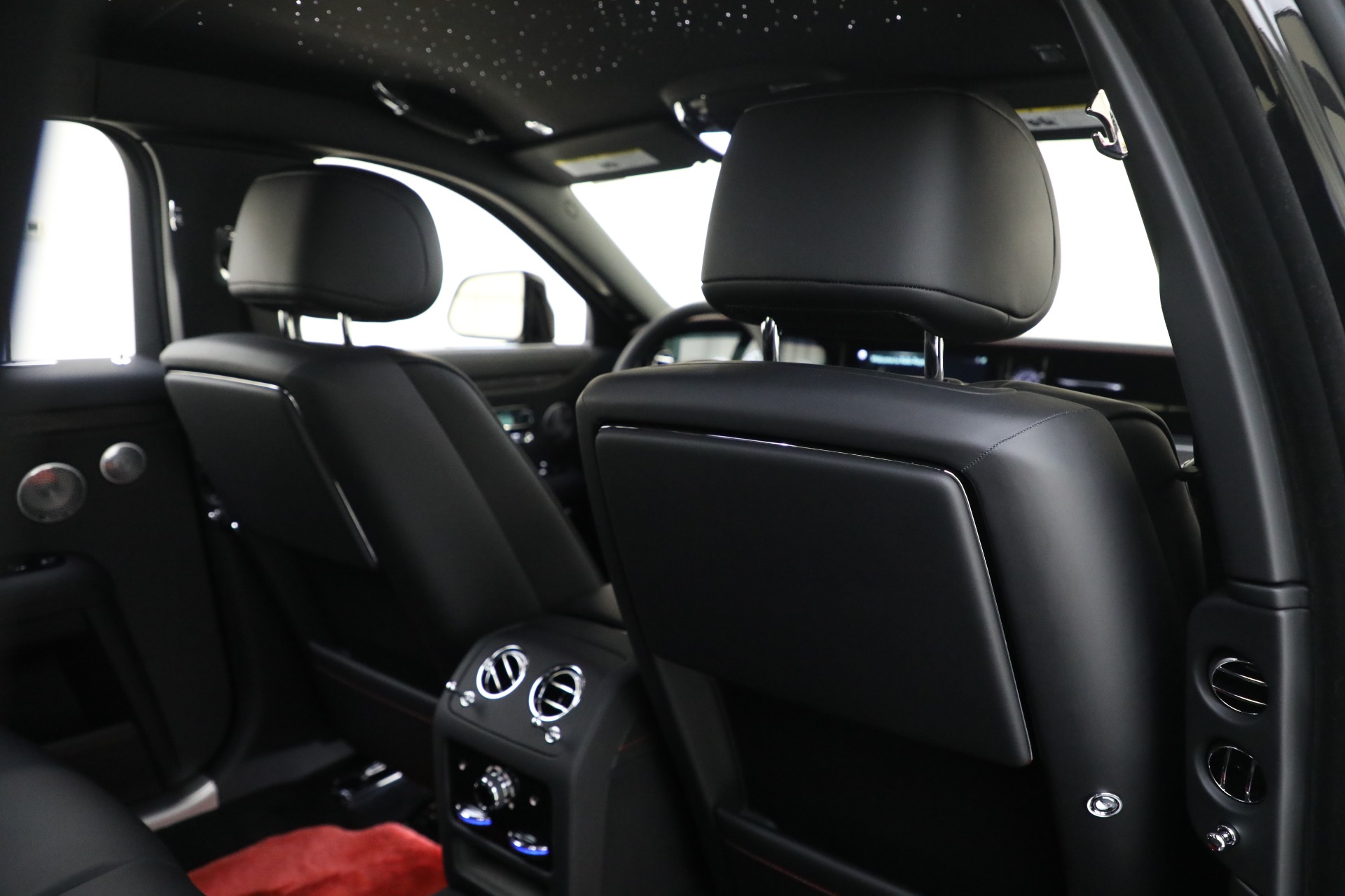New 2023 Rolls-Royce Black Badge Ghost Black Badge for sale Sold at Rolls-Royce Motor Cars Greenwich in Greenwich CT 06830 25