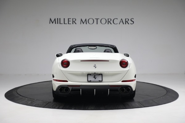 Used 2015 Ferrari California T for sale $157,900 at Rolls-Royce Motor Cars Greenwich in Greenwich CT 06830 6