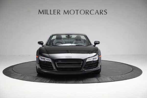 Used 2015 Audi R8 4.2 quattro Spyder for sale $109,900 at Rolls-Royce Motor Cars Greenwich in Greenwich CT 06830 12