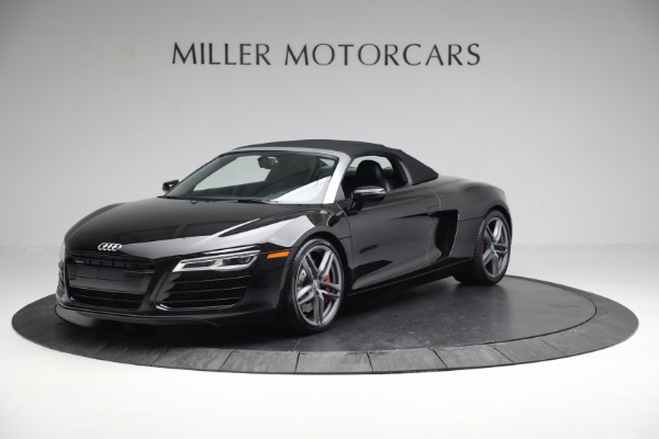 Used 2015 Audi R8 4.2 quattro Spyder for sale $109,900 at Rolls-Royce Motor Cars Greenwich in Greenwich CT 06830 13
