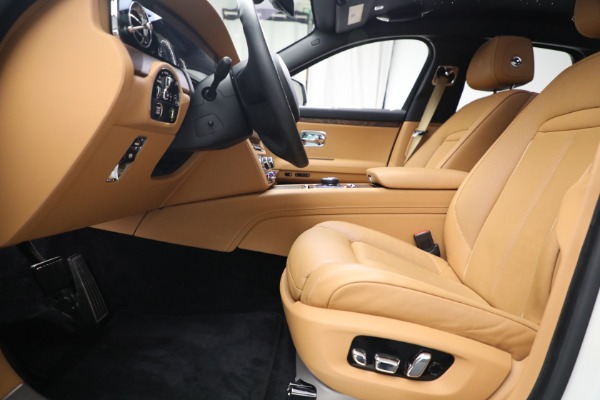 Used 2021 Rolls-Royce Ghost for sale Call for price at Rolls-Royce Motor Cars Greenwich in Greenwich CT 06830 10