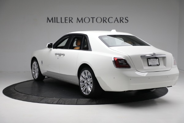 Used 2021 Rolls-Royce Ghost for sale Call for price at Rolls-Royce Motor Cars Greenwich in Greenwich CT 06830 3
