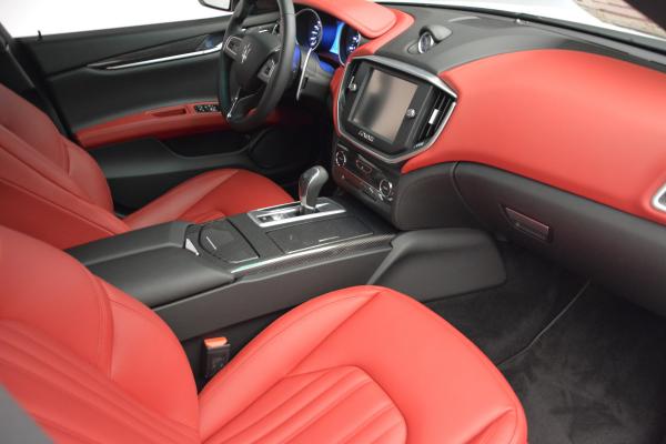 New 2016 Maserati Ghibli S Q4 for sale Sold at Rolls-Royce Motor Cars Greenwich in Greenwich CT 06830 15