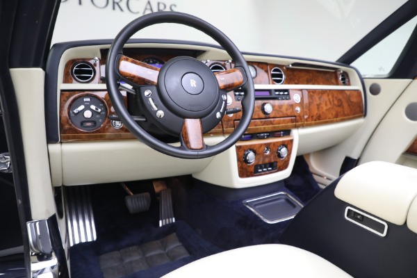 Used 2011 Rolls-Royce Phantom Drophead Coupe for sale Sold at Rolls-Royce Motor Cars Greenwich in Greenwich CT 06830 20