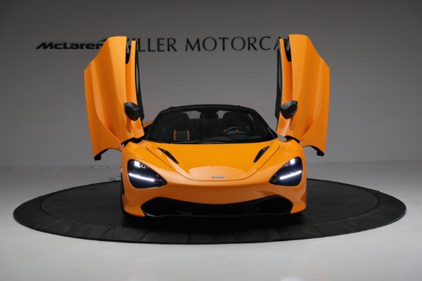 New 2022 McLaren 720S Spider Performance for sale $377,370 at Rolls-Royce Motor Cars Greenwich in Greenwich CT 06830 12