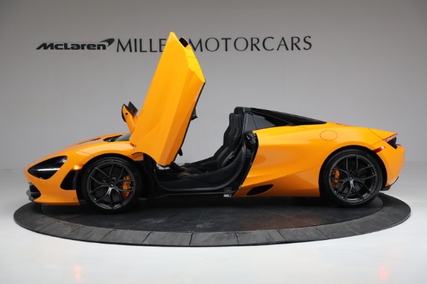 New 2022 McLaren 720S Spider Performance for sale $377,370 at Rolls-Royce Motor Cars Greenwich in Greenwich CT 06830 14