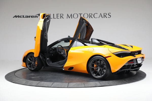 New 2022 McLaren 720S Spider Performance for sale $377,370 at Rolls-Royce Motor Cars Greenwich in Greenwich CT 06830 15