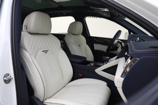 New 2022 Bentley Bentayga V8 for sale Sold at Rolls-Royce Motor Cars Greenwich in Greenwich CT 06830 24