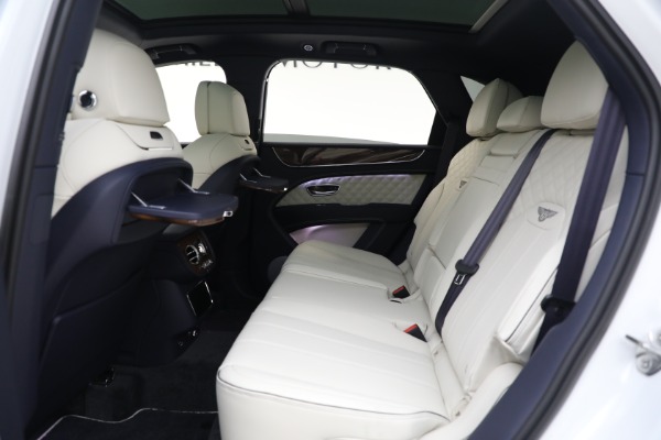 New 2022 Bentley Bentayga V8 for sale Sold at Rolls-Royce Motor Cars Greenwich in Greenwich CT 06830 28