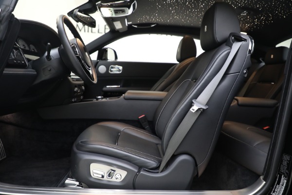 Used 2019 Rolls-Royce Wraith for sale $285,895 at Rolls-Royce Motor Cars Greenwich in Greenwich CT 06830 17