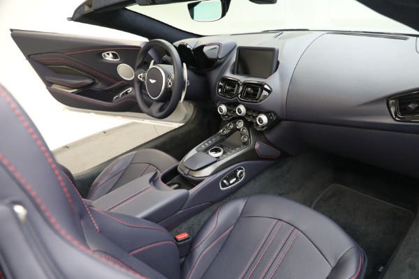 New 2023 Aston Martin Vantage for sale $213,186 at Rolls-Royce Motor Cars Greenwich in Greenwich CT 06830 25