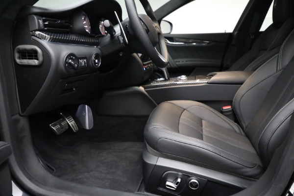 New 2023 Maserati Quattroporte Modena Q4 for sale $138,495 at Rolls-Royce Motor Cars Greenwich in Greenwich CT 06830 14
