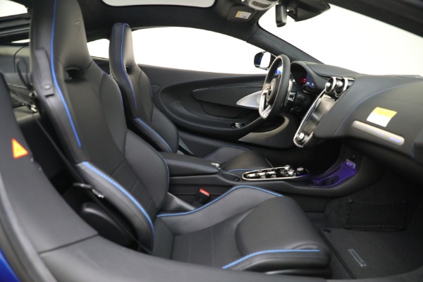 New 2023 McLaren GT Luxe for sale $229,790 at Rolls-Royce Motor Cars Greenwich in Greenwich CT 06830 22