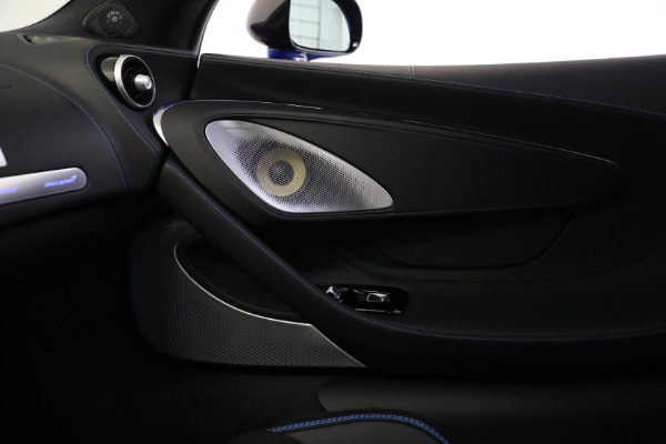 New 2023 McLaren GT Luxe for sale $229,790 at Rolls-Royce Motor Cars Greenwich in Greenwich CT 06830 28