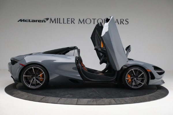 New 2022 McLaren 720S Spider Performance for sale $393,270 at Rolls-Royce Motor Cars Greenwich in Greenwich CT 06830 15
