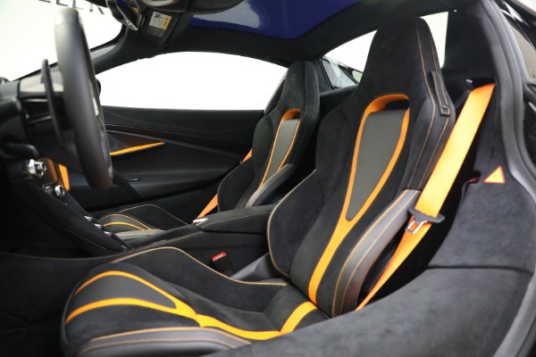 New 2022 McLaren 720S Spider Performance for sale $393,270 at Rolls-Royce Motor Cars Greenwich in Greenwich CT 06830 19