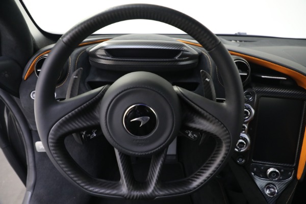 New 2022 McLaren 720S Spider Performance for sale $393,270 at Rolls-Royce Motor Cars Greenwich in Greenwich CT 06830 24
