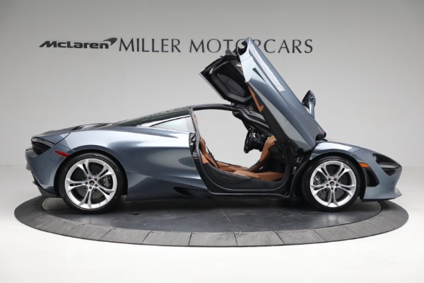 Used 2018 McLaren 720S Luxury for sale Sold at Rolls-Royce Motor Cars Greenwich in Greenwich CT 06830 20