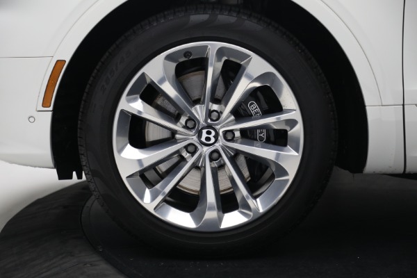 Used 2021 Bentley Bentayga Hybrid Hybrid for sale $189,900 at Rolls-Royce Motor Cars Greenwich in Greenwich CT 06830 15