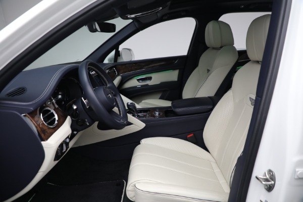Used 2021 Bentley Bentayga Hybrid Hybrid for sale $189,900 at Rolls-Royce Motor Cars Greenwich in Greenwich CT 06830 18