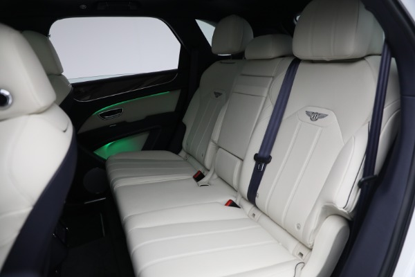 Used 2021 Bentley Bentayga Hybrid Hybrid for sale $189,900 at Rolls-Royce Motor Cars Greenwich in Greenwich CT 06830 22