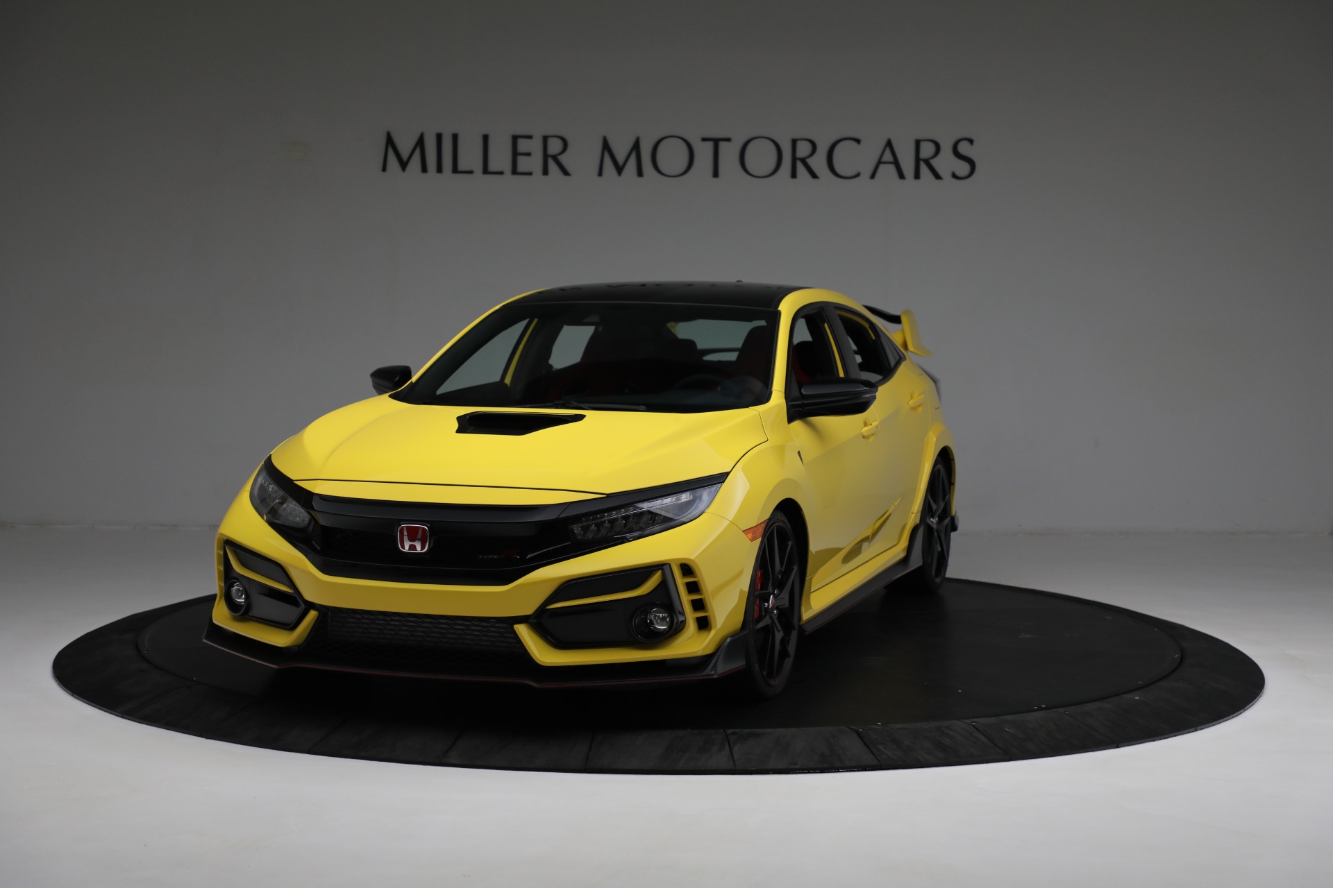 Used 2021 Honda Civic Type R Limited Edition for sale $59,900 at Rolls-Royce Motor Cars Greenwich in Greenwich CT 06830 1