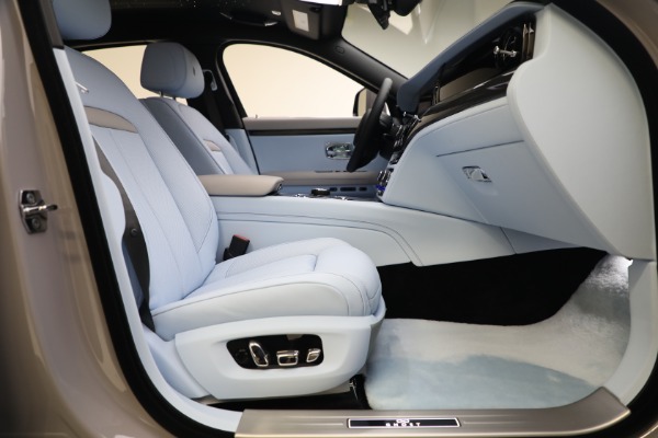 New 2023 Rolls-Royce Ghost Black Badge for sale $433,275 at Rolls-Royce Motor Cars Greenwich in Greenwich CT 06830 16
