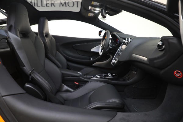 New 2023 McLaren GT Luxe for sale Sold at Rolls-Royce Motor Cars Greenwich in Greenwich CT 06830 24