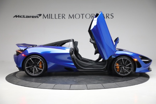New 2023 McLaren 720S Spider Performance for sale $407,510 at Rolls-Royce Motor Cars Greenwich in Greenwich CT 06830 17
