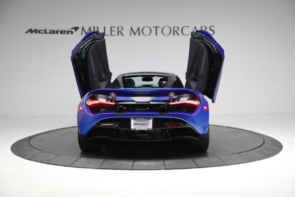 New 2023 McLaren 720S Spider Performance for sale $407,510 at Rolls-Royce Motor Cars Greenwich in Greenwich CT 06830 20