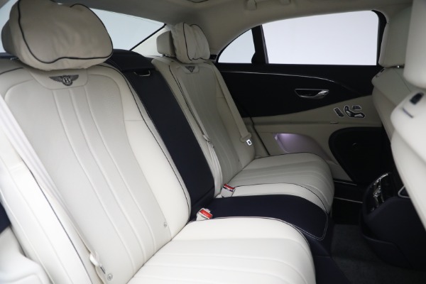 New 2023 Bentley Flying Spur Hybrid for sale $244,610 at Rolls-Royce Motor Cars Greenwich in Greenwich CT 06830 22
