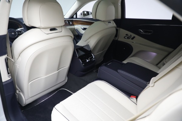 New 2023 Bentley Flying Spur Hybrid for sale $244,610 at Rolls-Royce Motor Cars Greenwich in Greenwich CT 06830 26