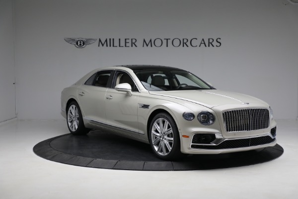 New 2023 Bentley Flying Spur V8 for sale $246,365 at Rolls-Royce Motor Cars Greenwich in Greenwich CT 06830 12