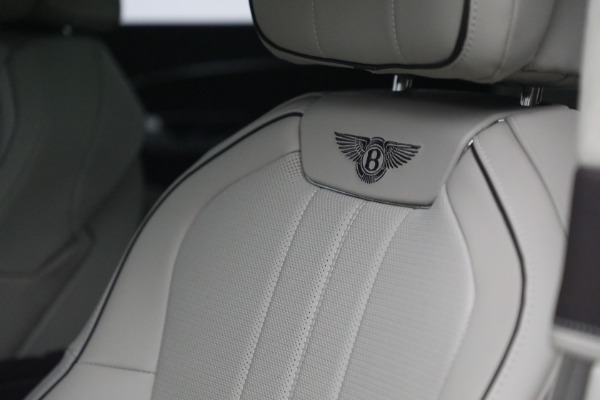 New 2023 Bentley Flying Spur V8 for sale Call for price at Rolls-Royce Motor Cars Greenwich in Greenwich CT 06830 21