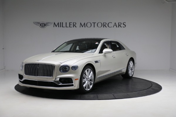 New 2023 Bentley Flying Spur V8 for sale $246,365 at Rolls-Royce Motor Cars Greenwich in Greenwich CT 06830 1